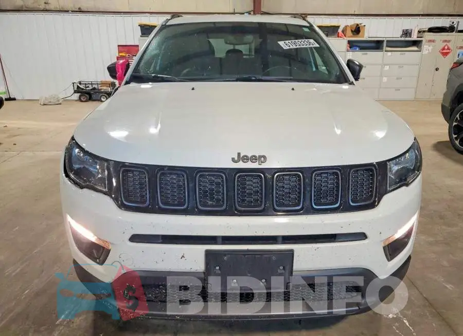 3C4NJDEB9MT592768 Photo# 5