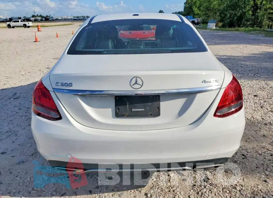 55SWF4KB5JU274925 Photo# 6
