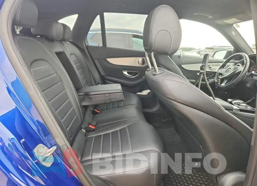 WDC0G4KB8HF219647 Photo# 10