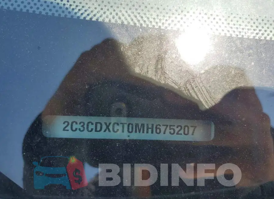 2C3CDXCT0MH675207 Photo# 13