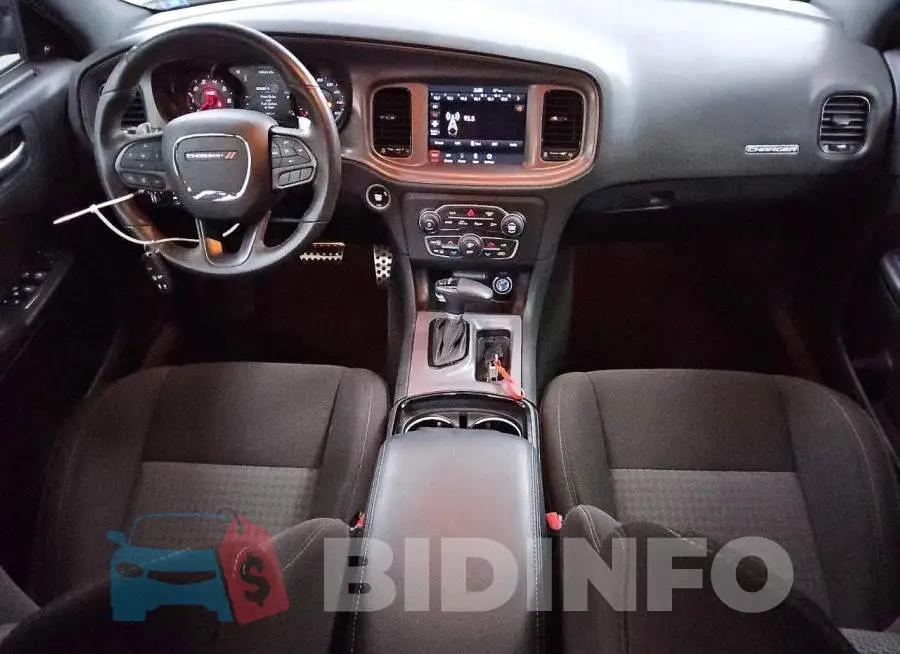 2C3CDXCT8PH598171 Photo# 8