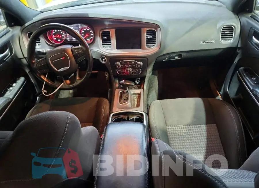 2C3CDXHG9PH575350 Photo# 8