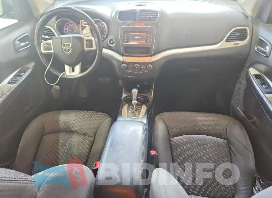 3C4PDCAB9JT444017 Photo# 8