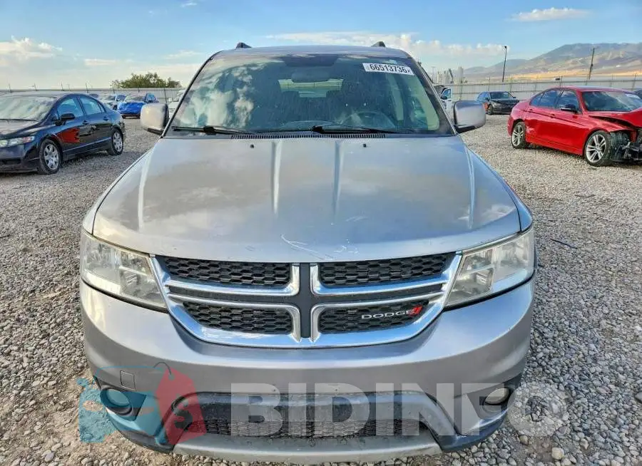 3C4PDCBG3HT572693 Photo# 5