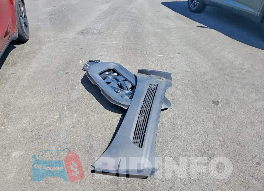7SAYGAEE8RF163831 Photo# 13