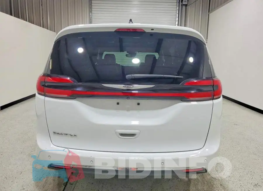 2C4RC1BG8SR503993 Photo# 6