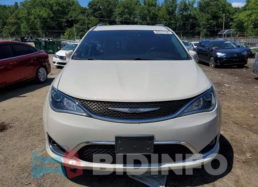 2C4RC1EG1HR555941 Photo# 5