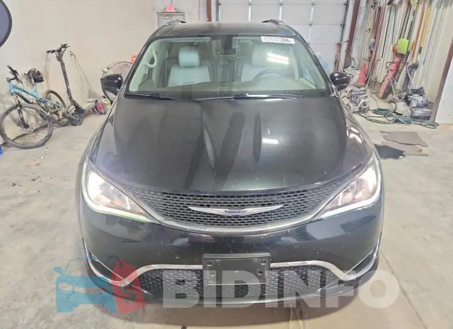 2C4RC1EG5JR102718 Photo# 5