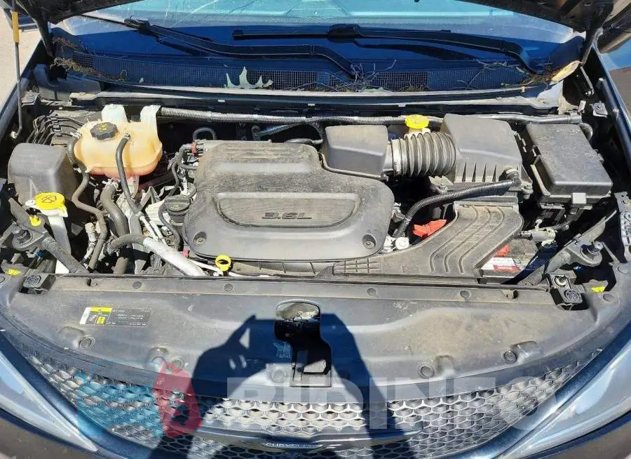 2C4RC1GGXKR605403 Photo# 12