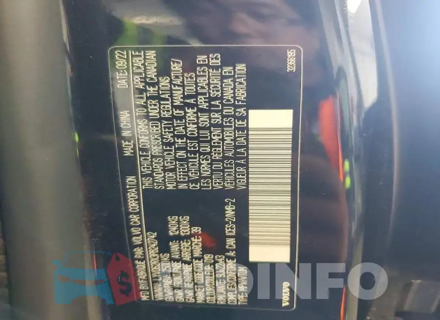 LYV062RX3PB242742 Photo# 13