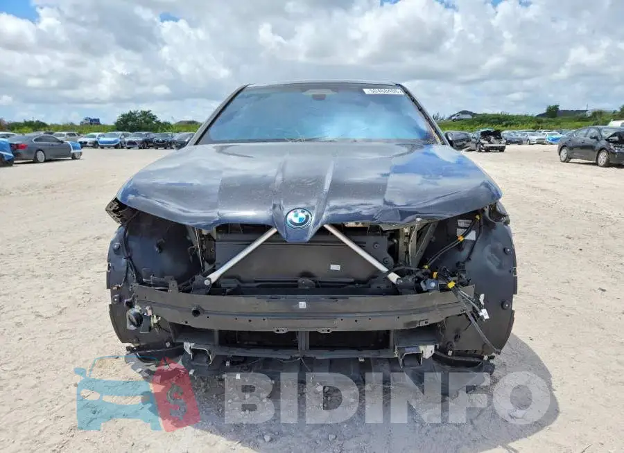 WB523CF0XRCN75156 Photo# 5