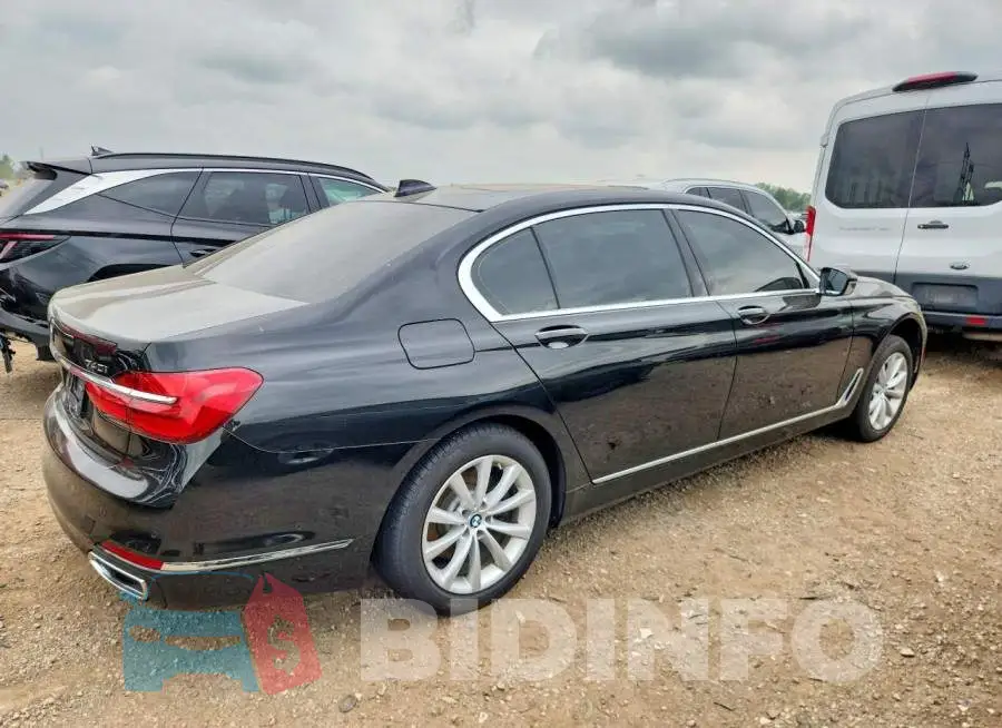 WBA7E4C58KGV70107 Photo# 3