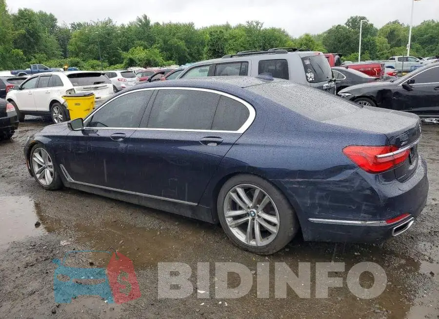 WBA7F2C58JG423821 Photo# 2