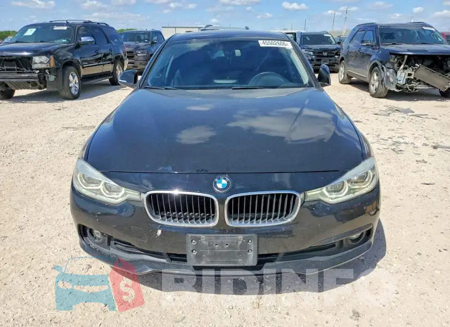 WBA8A9C57JAC99963 Photo# 5