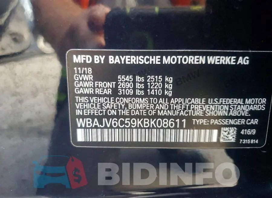 WBAJV6C59KBK08611 Photo# 12
