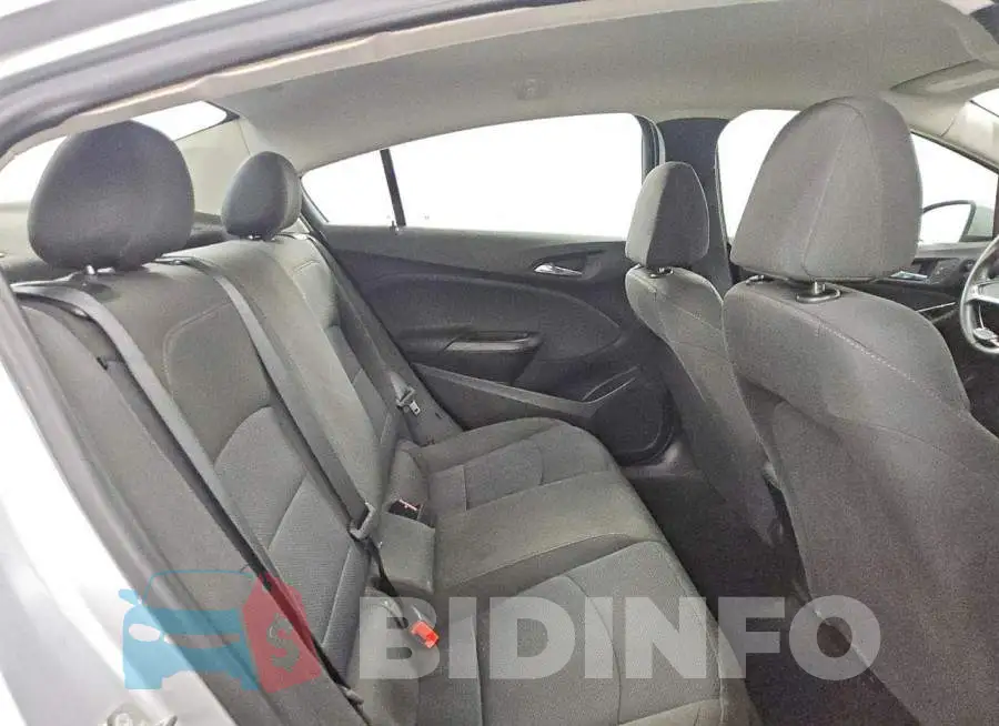 1G1BC5SM7J7225112 Photo# 10