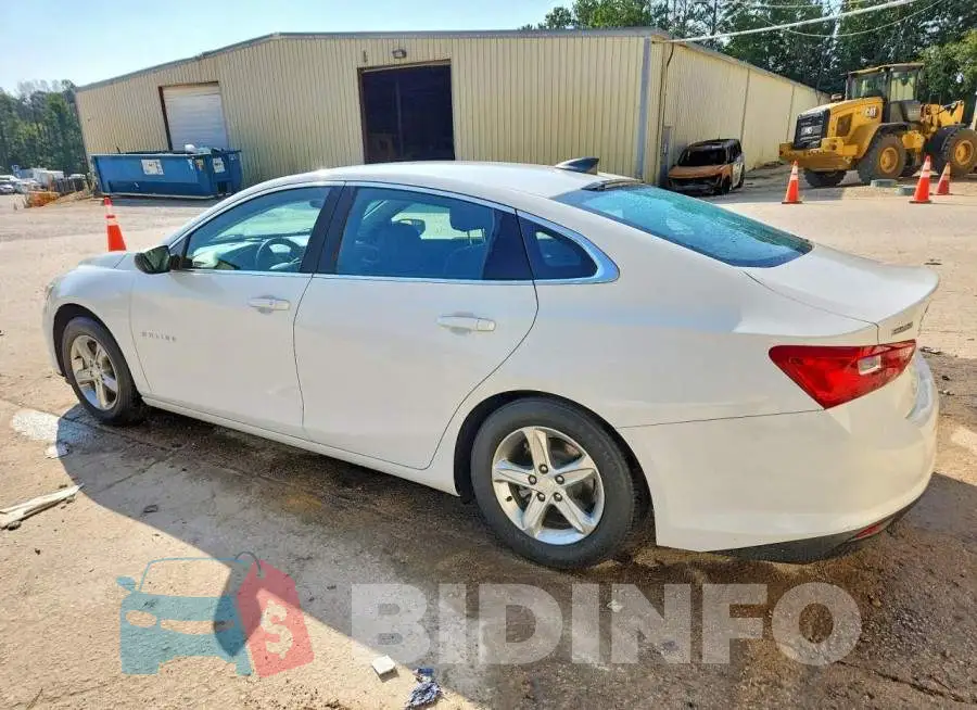 1G1ZB5ST1NF190765 Photo# 2
