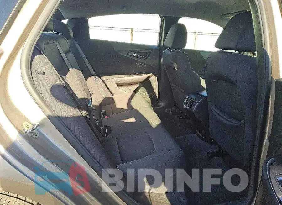 1G1ZD5ST0NF194977 Photo# 10