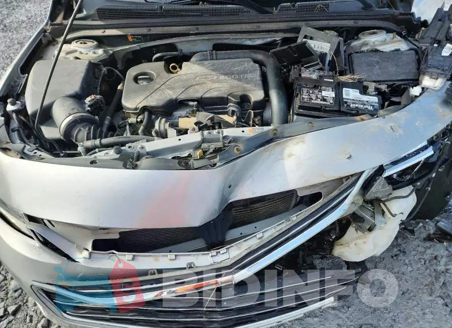 1G1ZE5ST0HF102168 Photo# 11