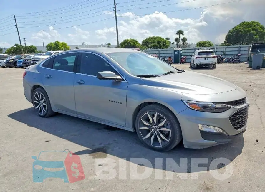 1G1ZG5ST8RF160170 Photo# 4
