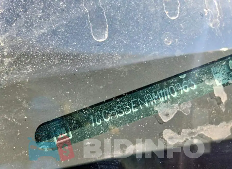 1GCHSBEN9M1110963 Photo# 13