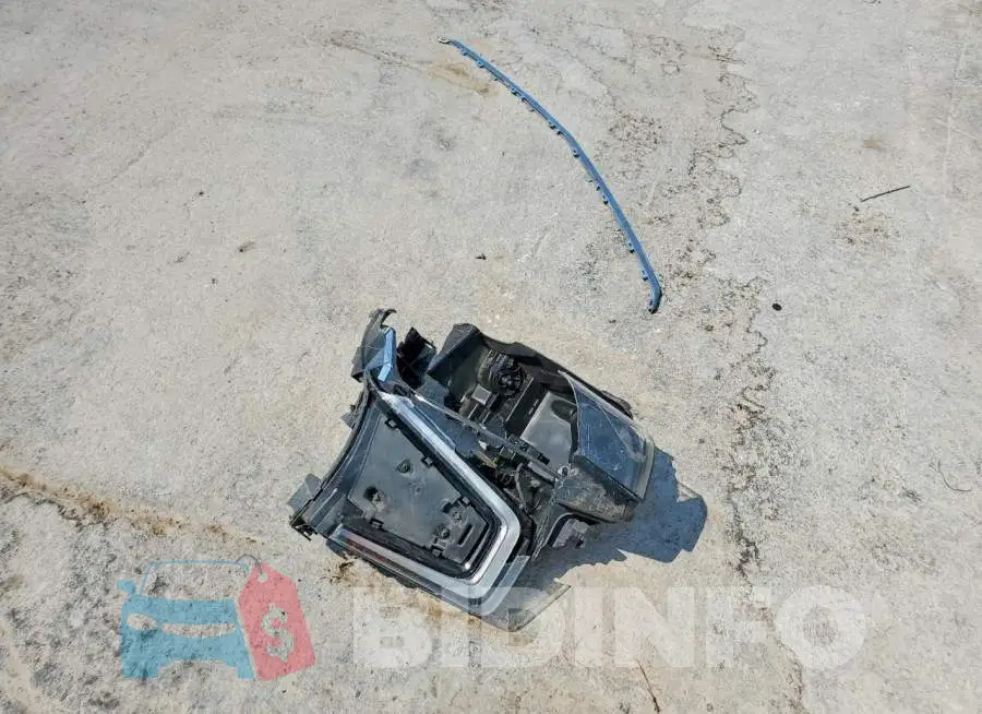 1GNSCCKD4MR242283 Photo# 13