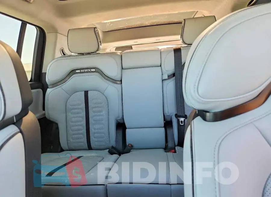 7PDSGBBA8SN053548 Photo# 10