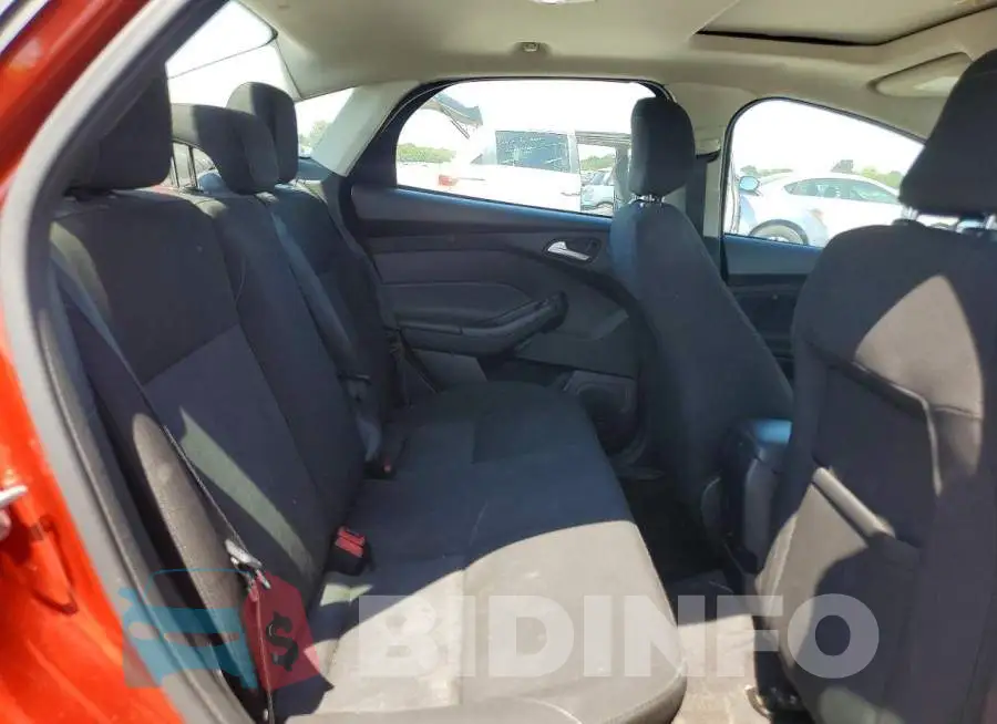 1FADP3H2XJL291407 Photo# 10