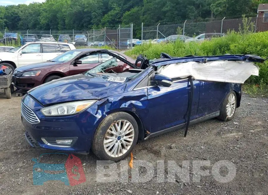 1FADP3N27HL202777 Photo# 1