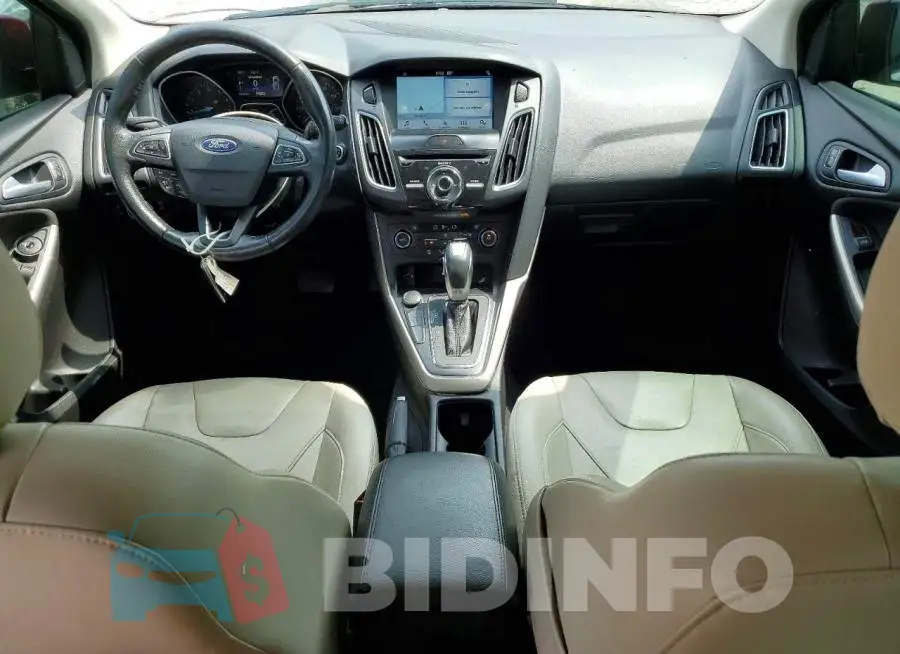 1FADP3N2XHL280129 Photo# 8