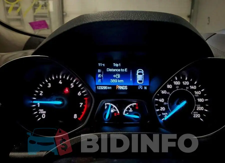 1FMCU9J98HUB69640 Photo# 9