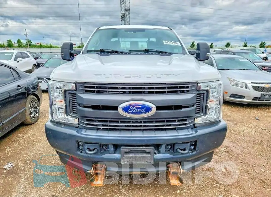 1FT7W2B60KED85463 Photo# 5