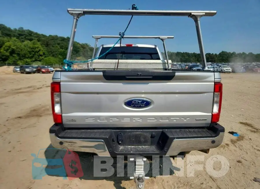 1FT7X2B62HEB66932 Photo# 6