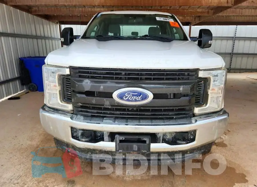 1FT7X3B60KED70741 Photo# 5