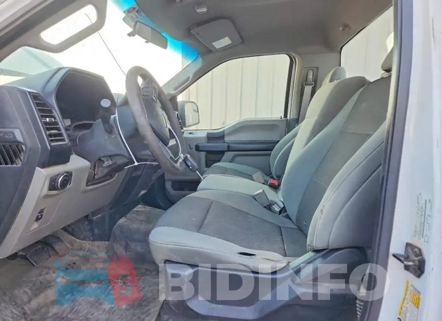 1FTMF1EBXJKE52558 Photo# 7