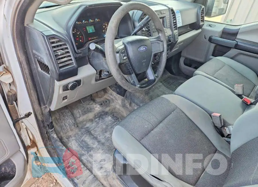 1FTMF1EBXJKE52558 Photo# 8