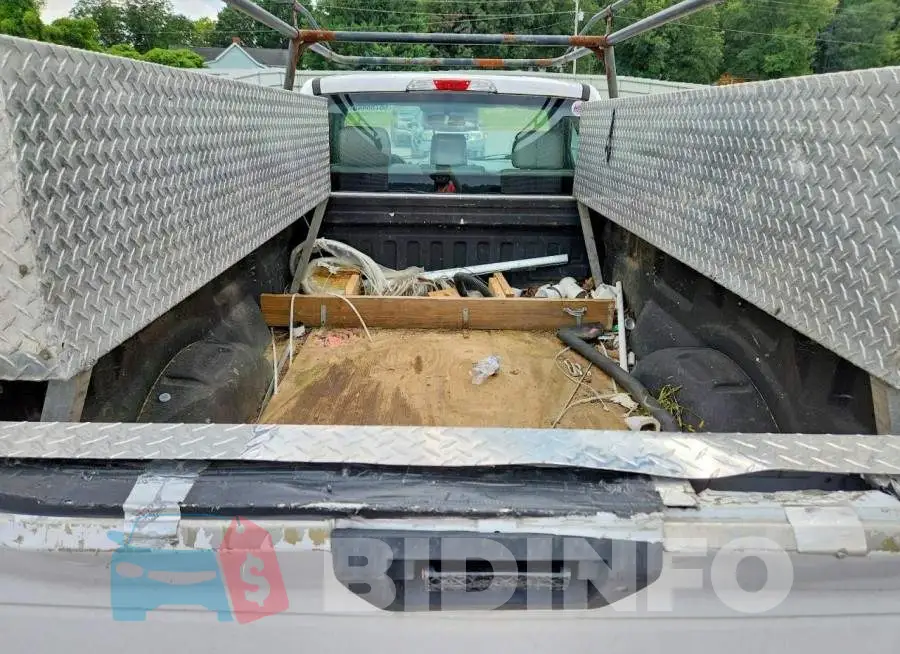 1FTMF1EF2HKD62902 Photo# 10