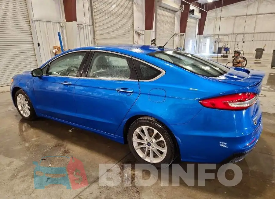 3FA6P0SU7LR126887 Photo# 2