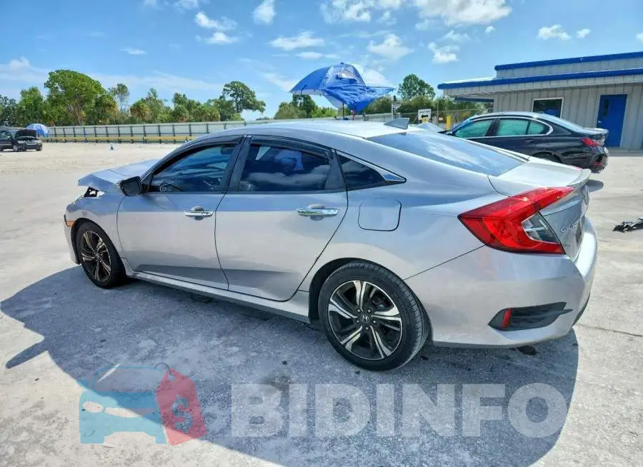 19XFC1F93HE008934 Photo# 2