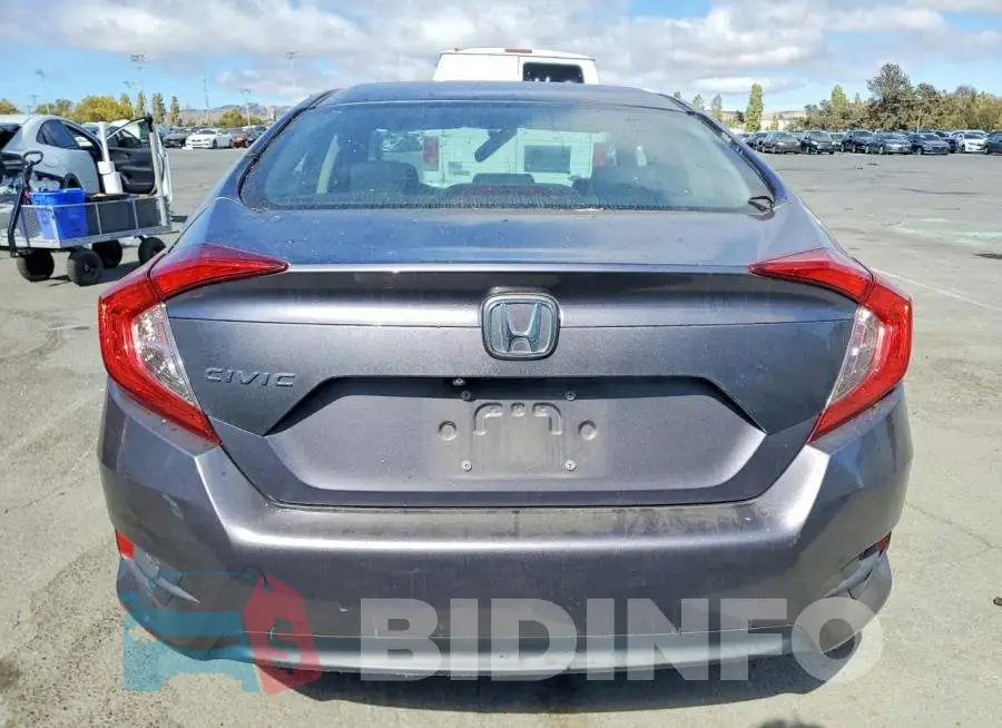 19XFC2F58HE232137 Photo# 6