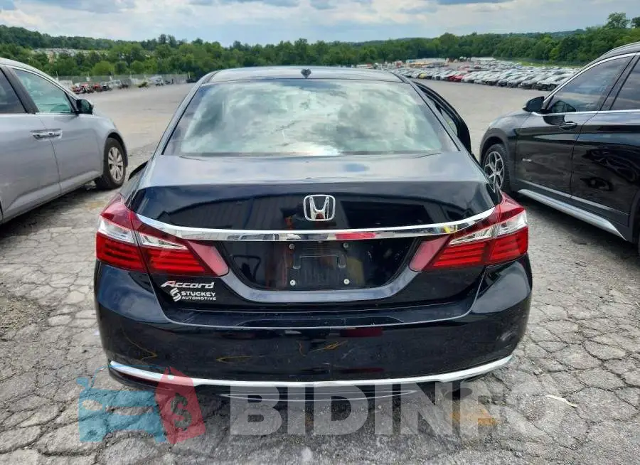 1HGCR2F82HA285884 Photo# 6
