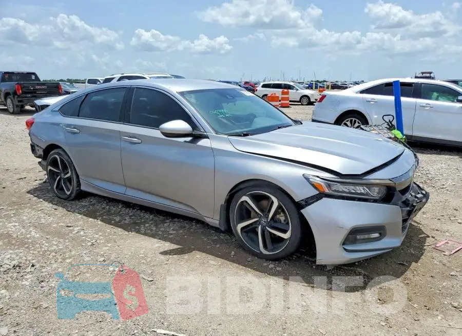 1HGCV1F37KA153284 Photo# 4
