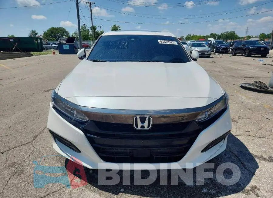 1HGCV2F34JA023807 Photo# 5