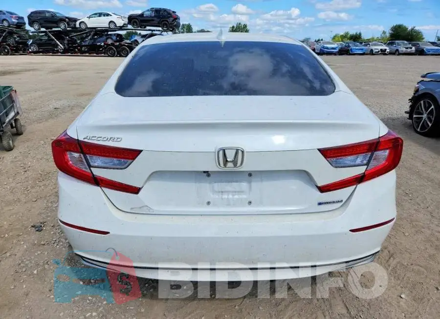 1HGCV3F72KA800818 Photo# 6