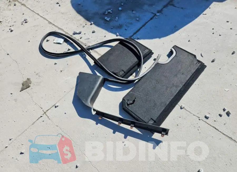 1C6RR6LT4JS238940 Photo# 12