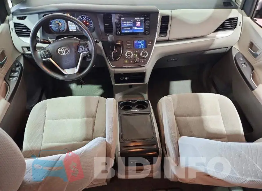 5TDKZ3DCXJS928532 Photo# 8