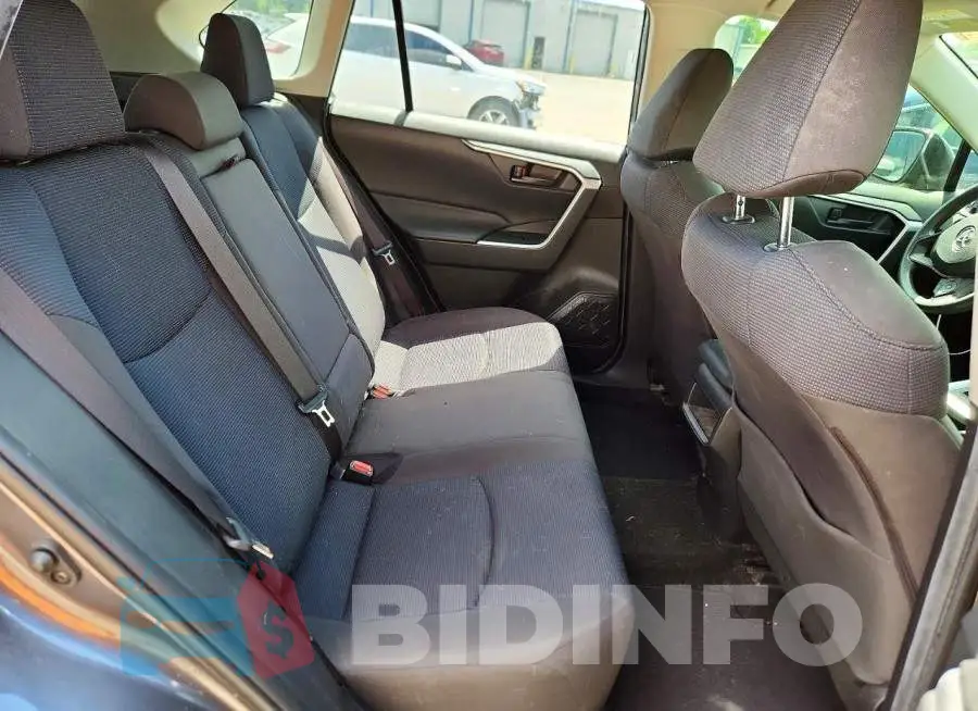 JTMF1RFV4LD061217 Photo# 10