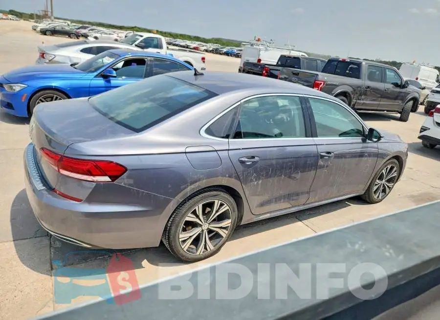 1VWSA7A34NC007592 Photo# 3