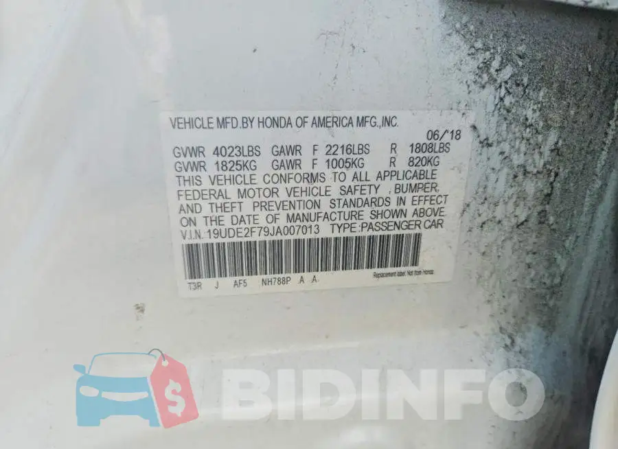 19UDE2F79JA007013 Photo# 12