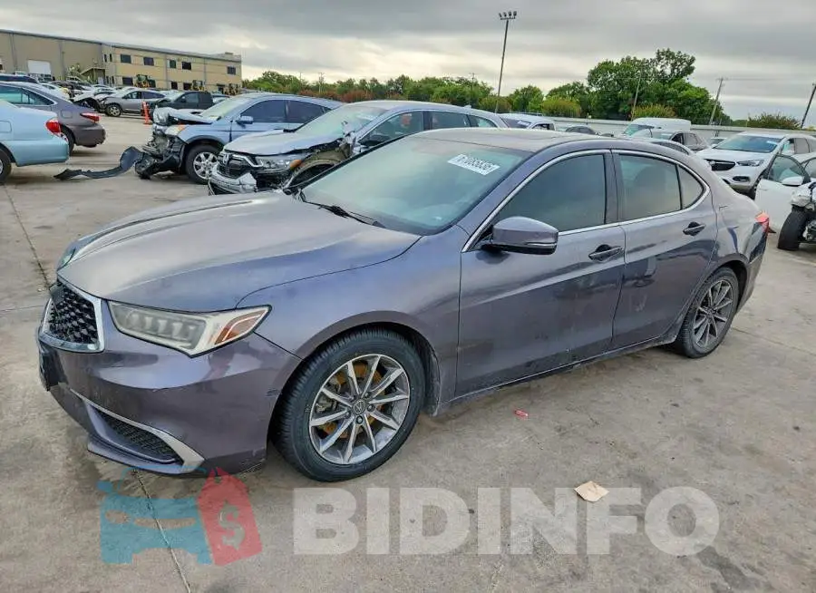 19UUB1F35JA005789 Photo# 1